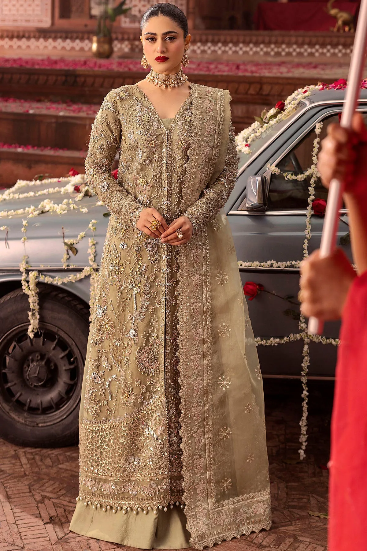 0017-PARINAZ EMBROIDERED ORGANZA STITCHED