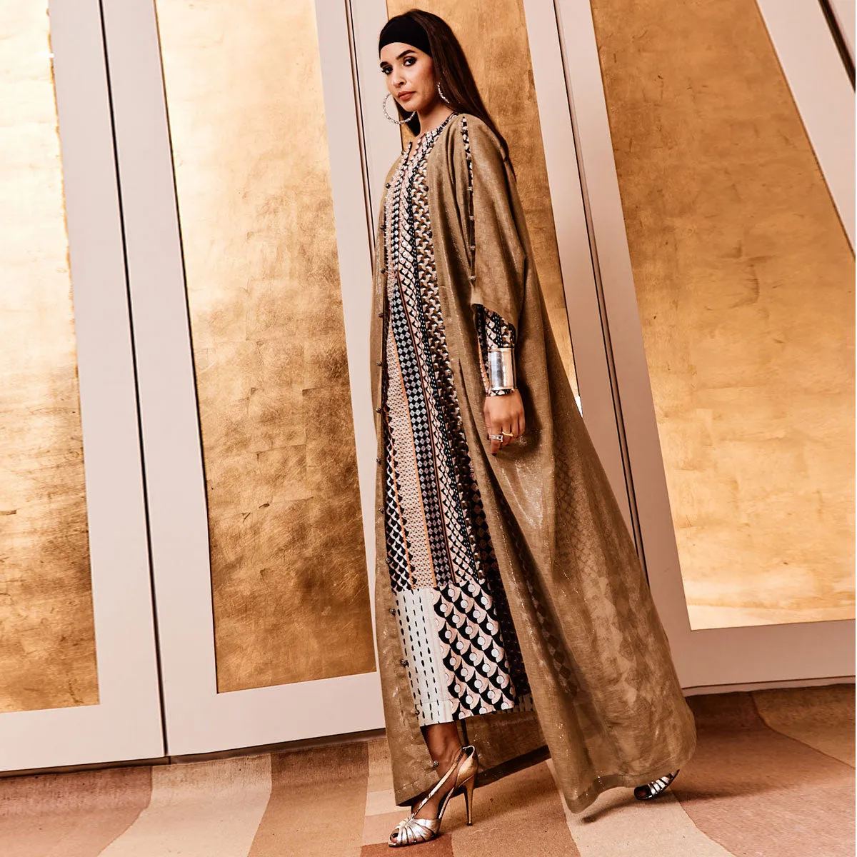 CROCHET DROPS ON OLIVE ABAYA