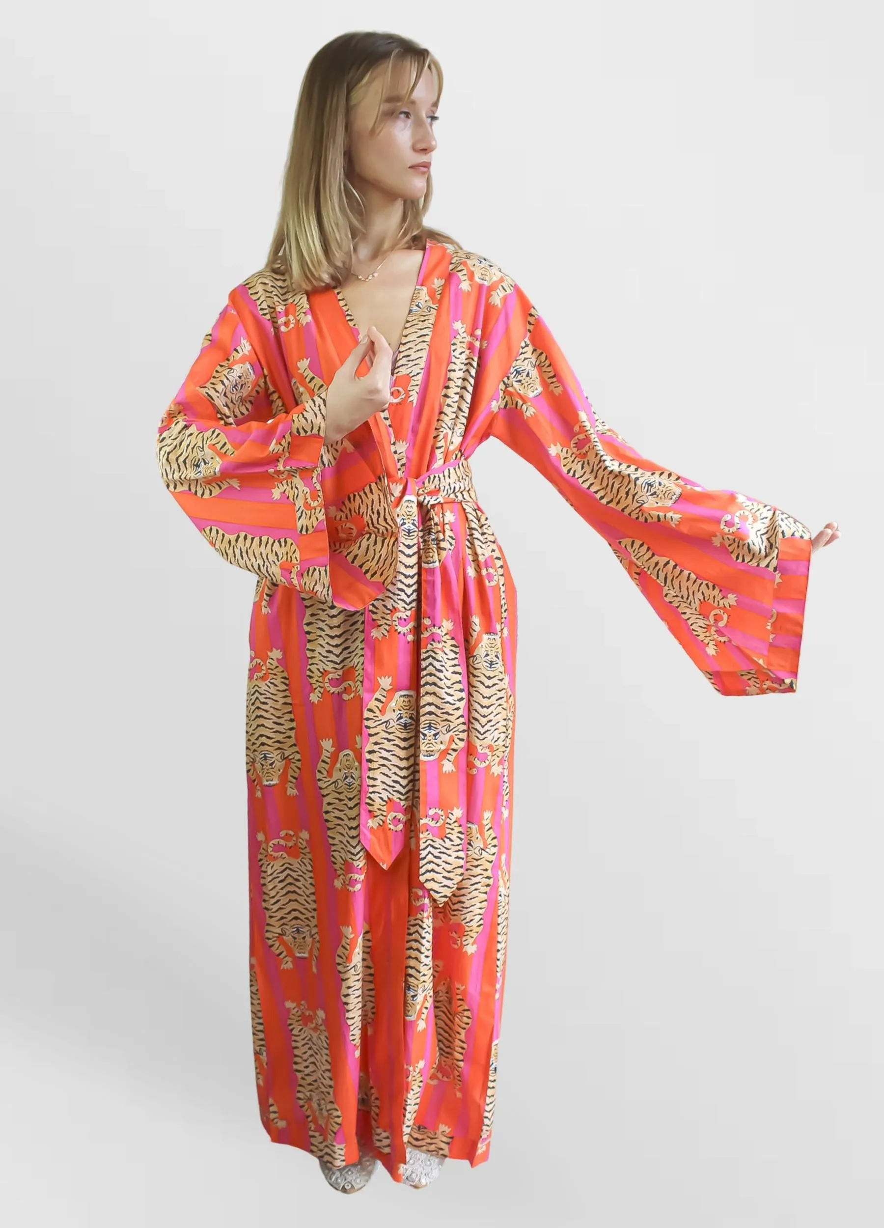 Paradise Fuchsia Kimono