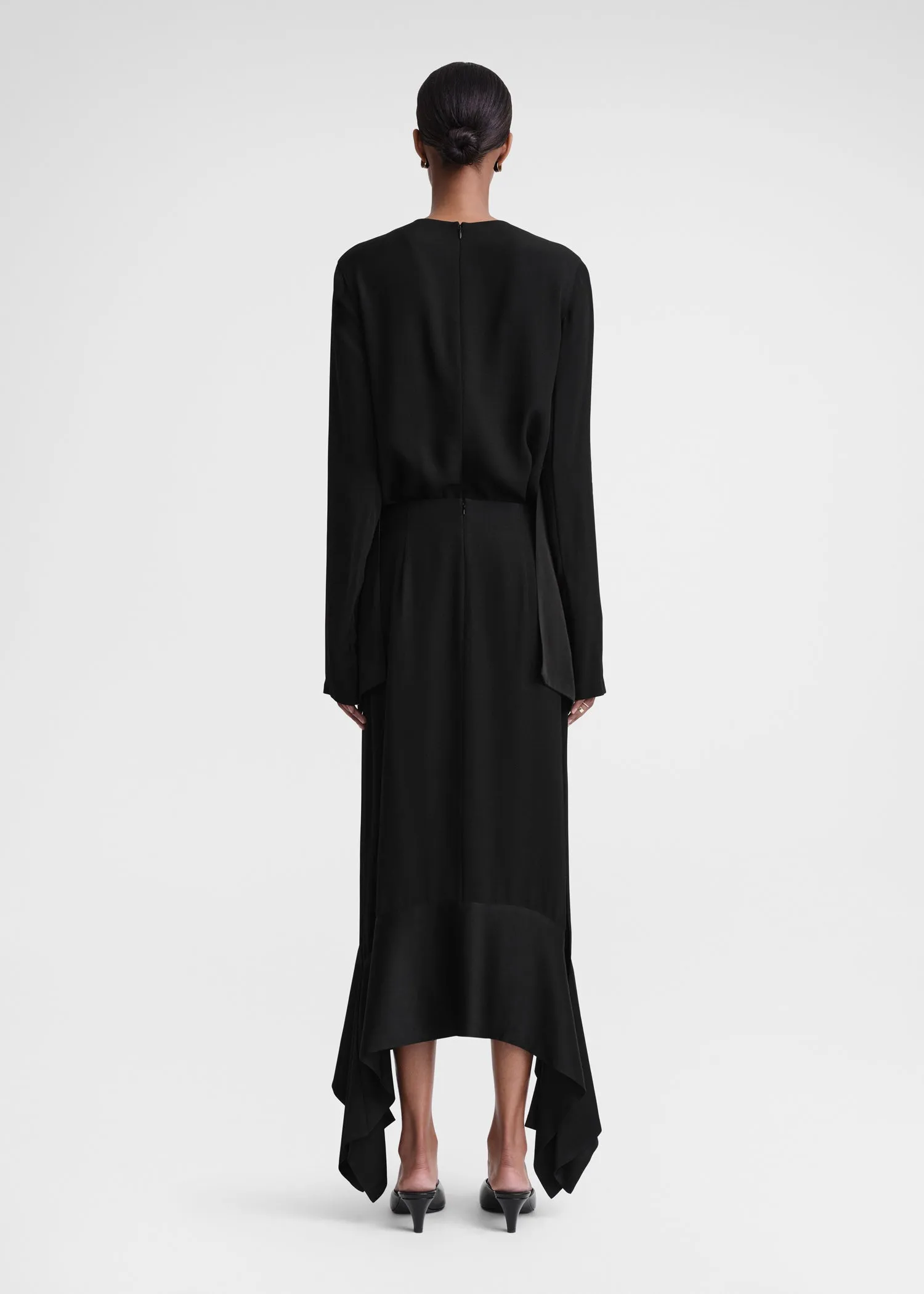 Satin-sash crepe skirt black