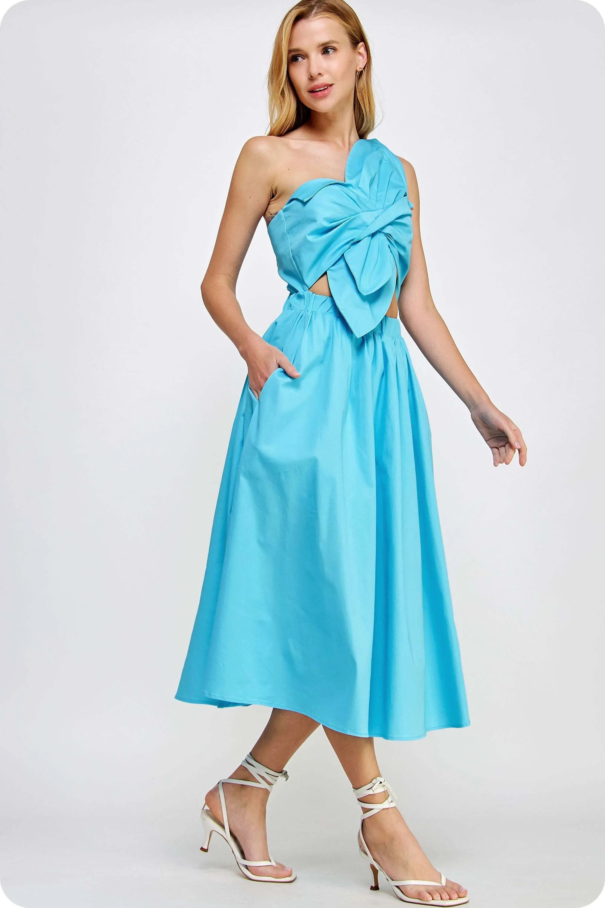 Strut Knotted Twist Dress